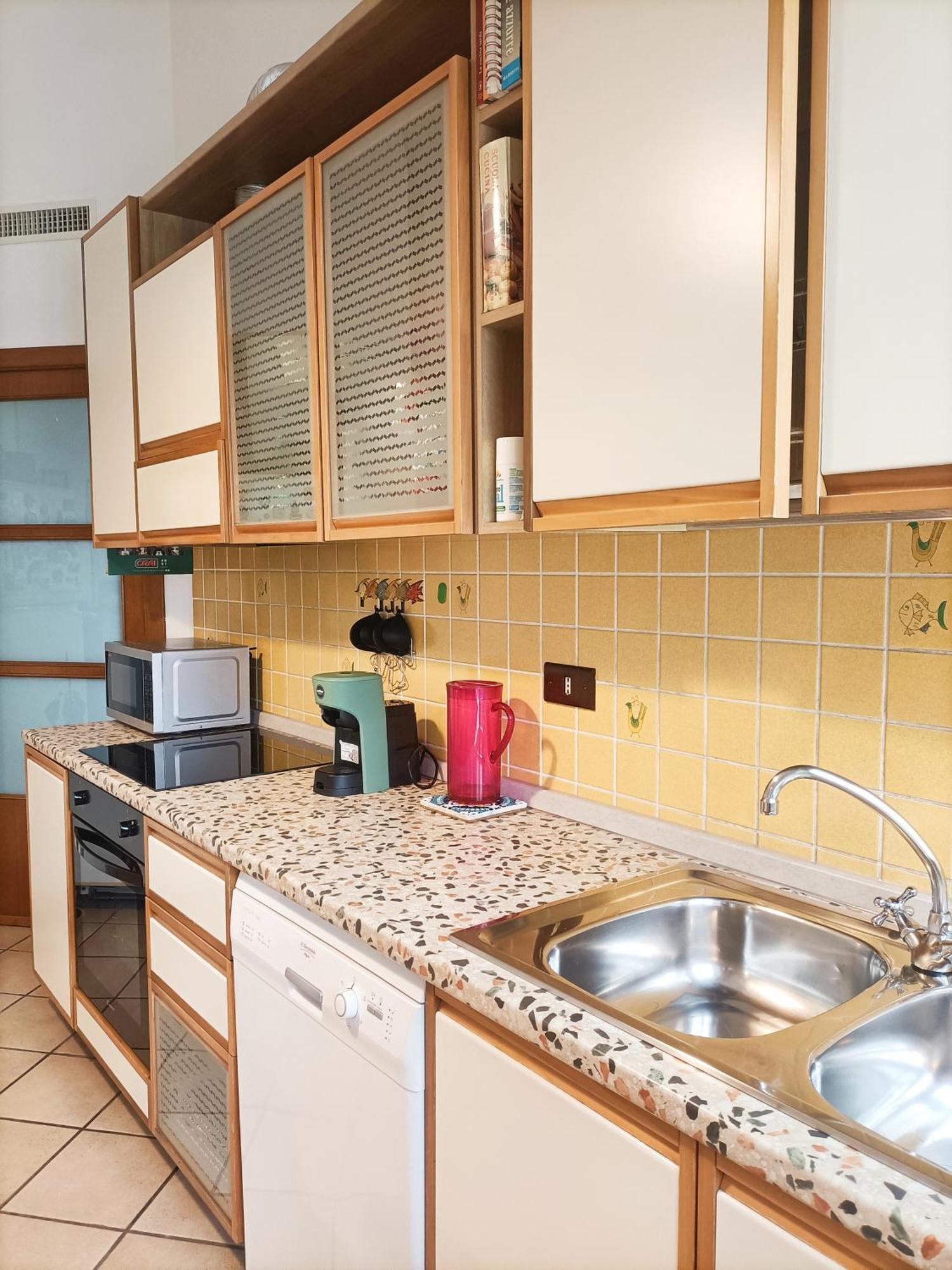 Bright Port View Apartment- Free Parking Cagliari Kültér fotó